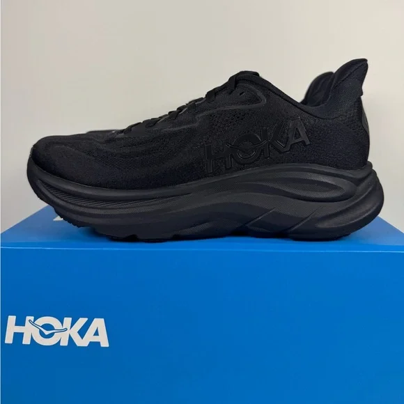 NEW Hoka One One Clifton 10 Triple Black 1162030-BBLC Men's Size 8D